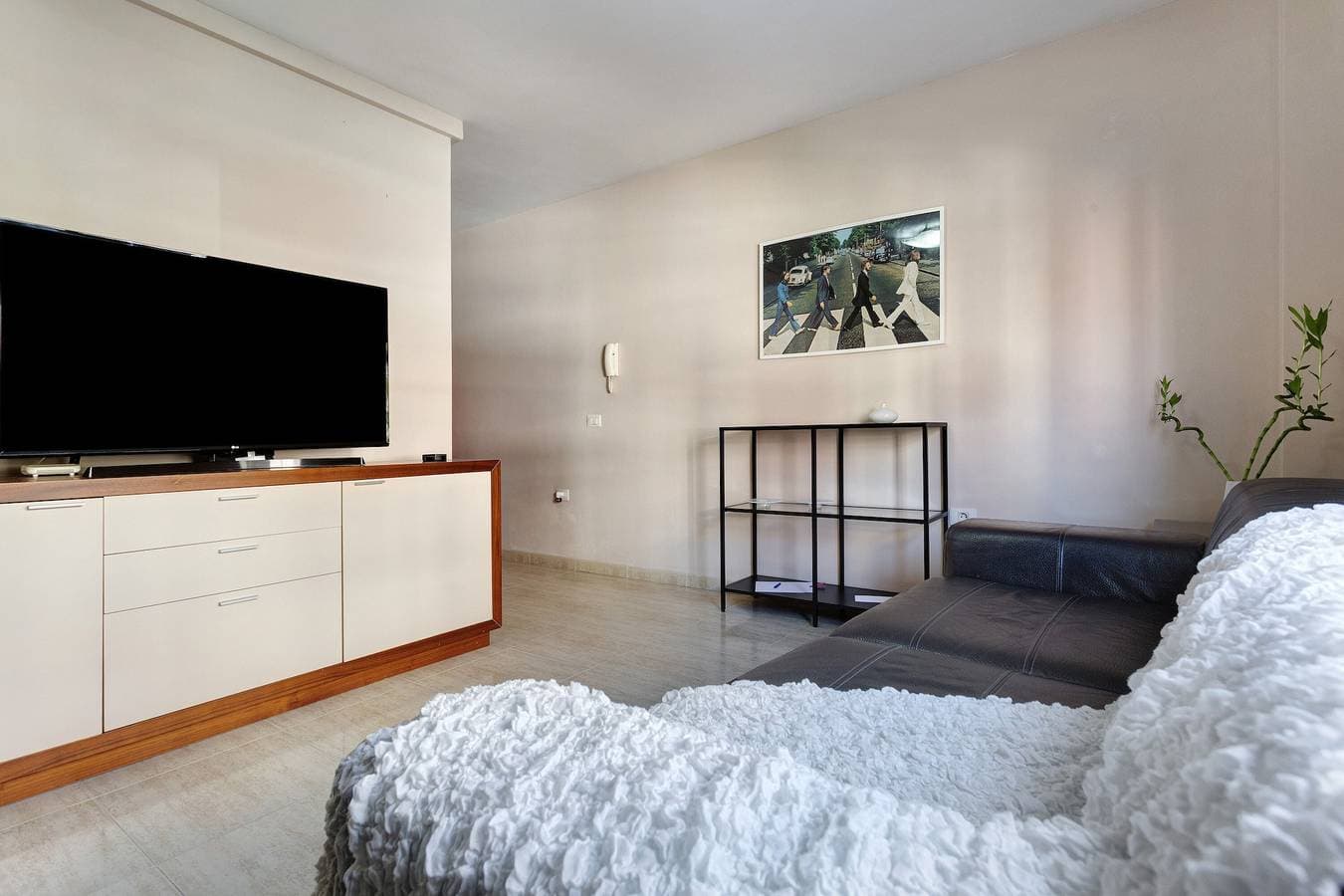 Foto 2 von 27: Ferienwohnung 'Apartamento Romo' mit Meerblick und Wi-Fi