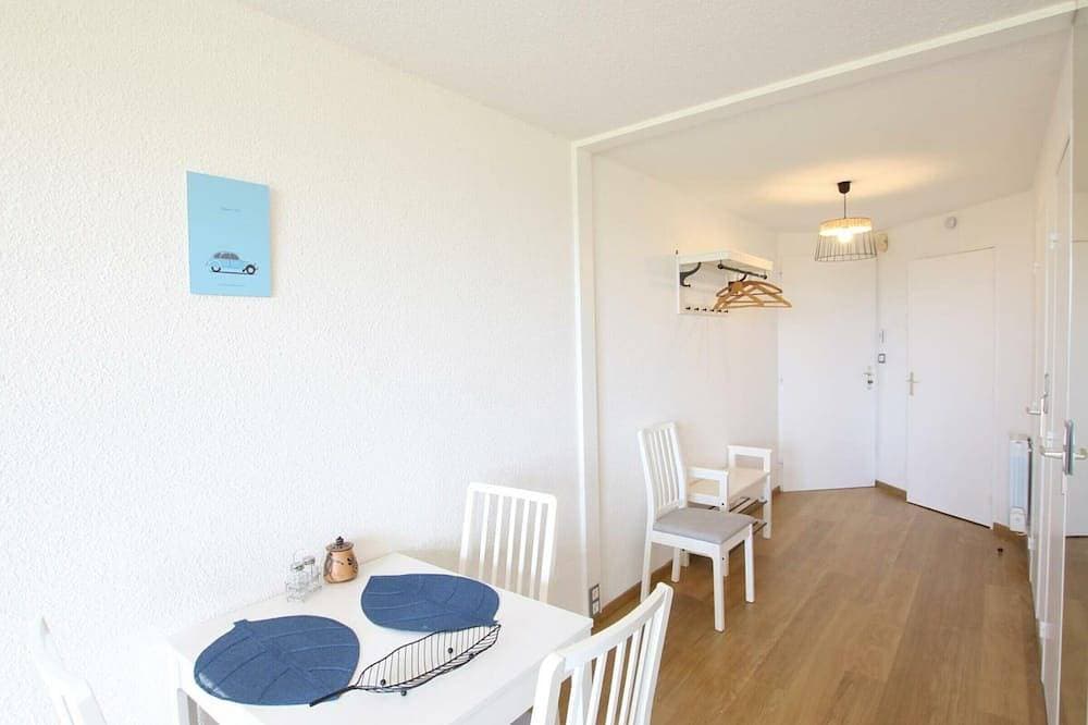 Foto 10 von 21: Gemütliche Wohnung mit Loggia-Meerblick, Haustiere erlaubt