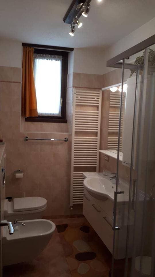 Foto 9 von 16: Three-Bedroom House
