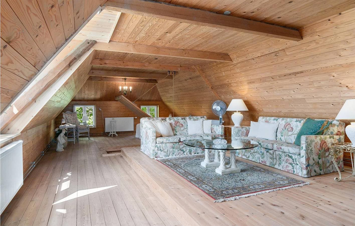 Foto 13 von 54: Ferienhaus für 10 Personen mit Whirlpool
