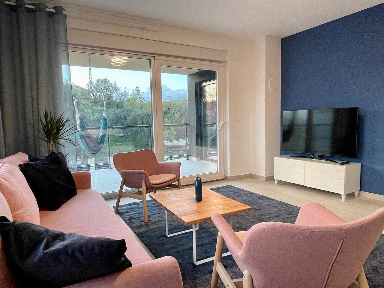 Foto 8 von 26: Exklusive Ferienwohnung mit Pool bis 7 Personen nur 60 m vom Strand