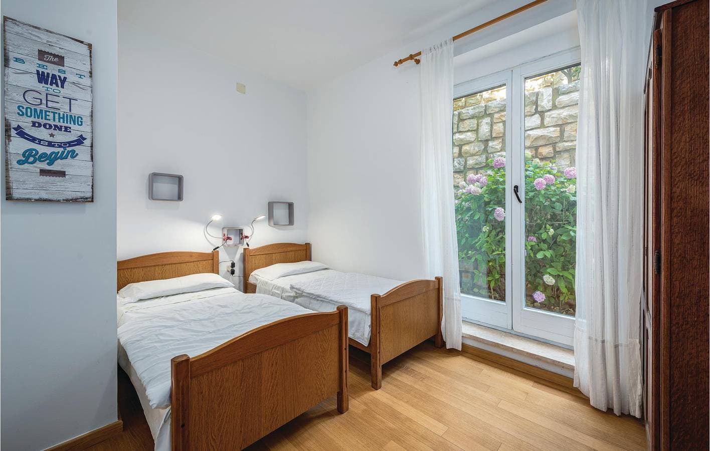 Foto 12 von 22: Charmantes Apartment mit Terrasse, WLAN und Parkplatz, 500 m vom Strand entfernt