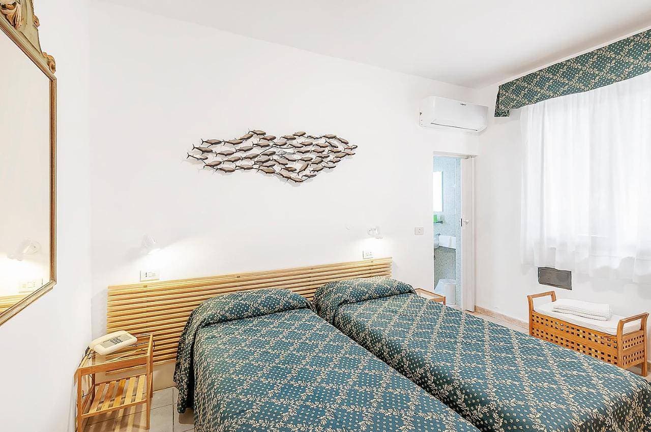 Foto 7 von 9: Double Room (2 Adult + 1 Child)
