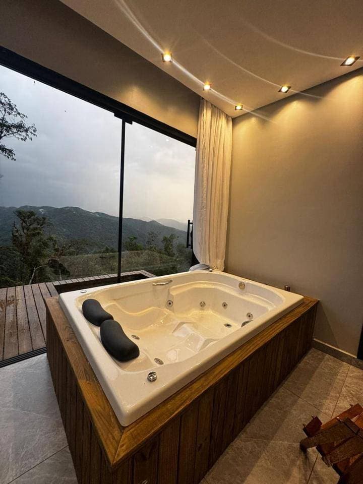 Foto 9 von 42: Suite with Mountain View