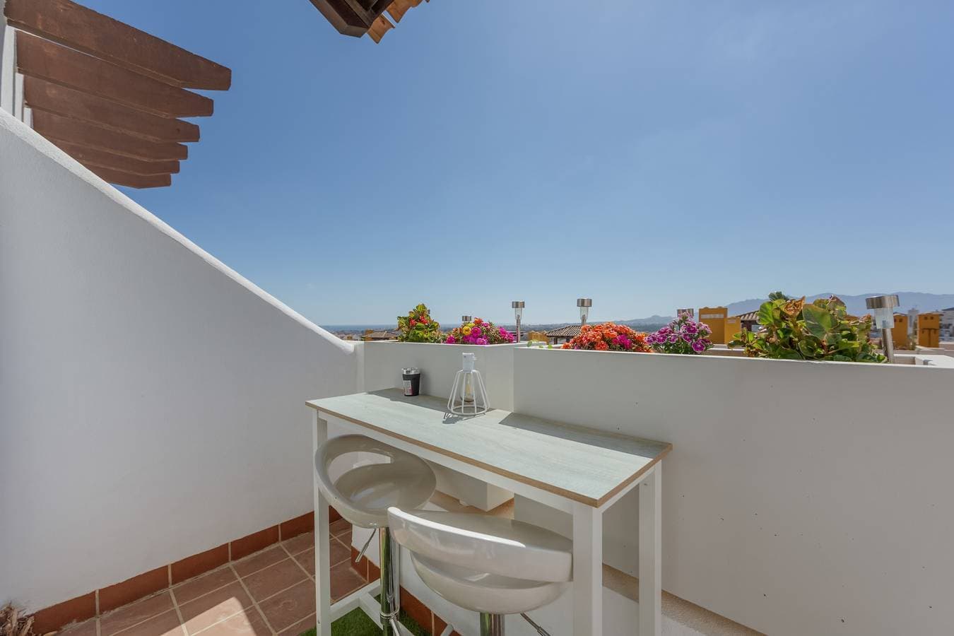 Foto 3 von 41: Ferienhaus 'Maison De Lumière' mit Meerblick, WLAN und Klimaanlage