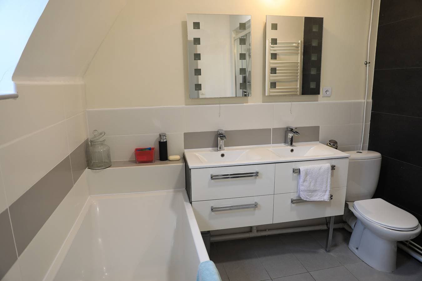 Foto 11 von 24: Gemütliches Haus in Arques-la-Bataille mit Kamin