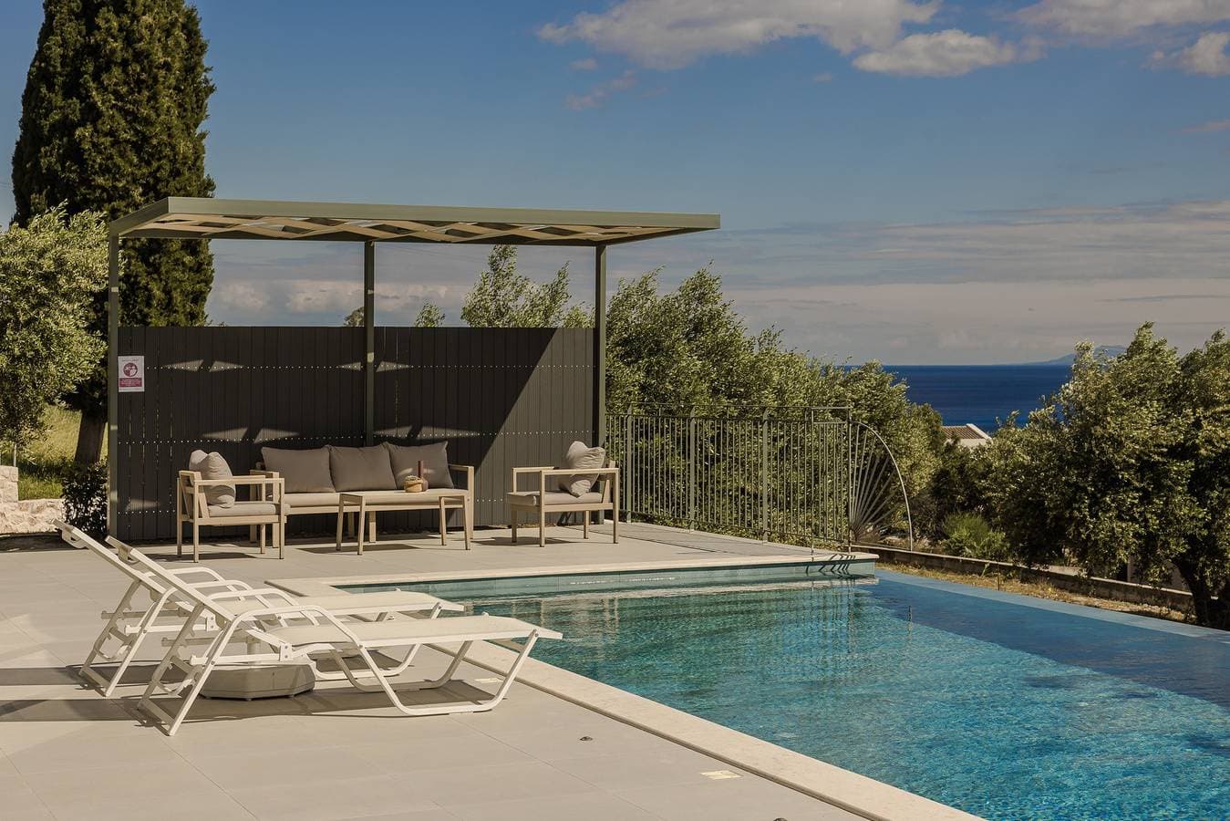 Foto 3 von 32: Villa Notos with Private Pool