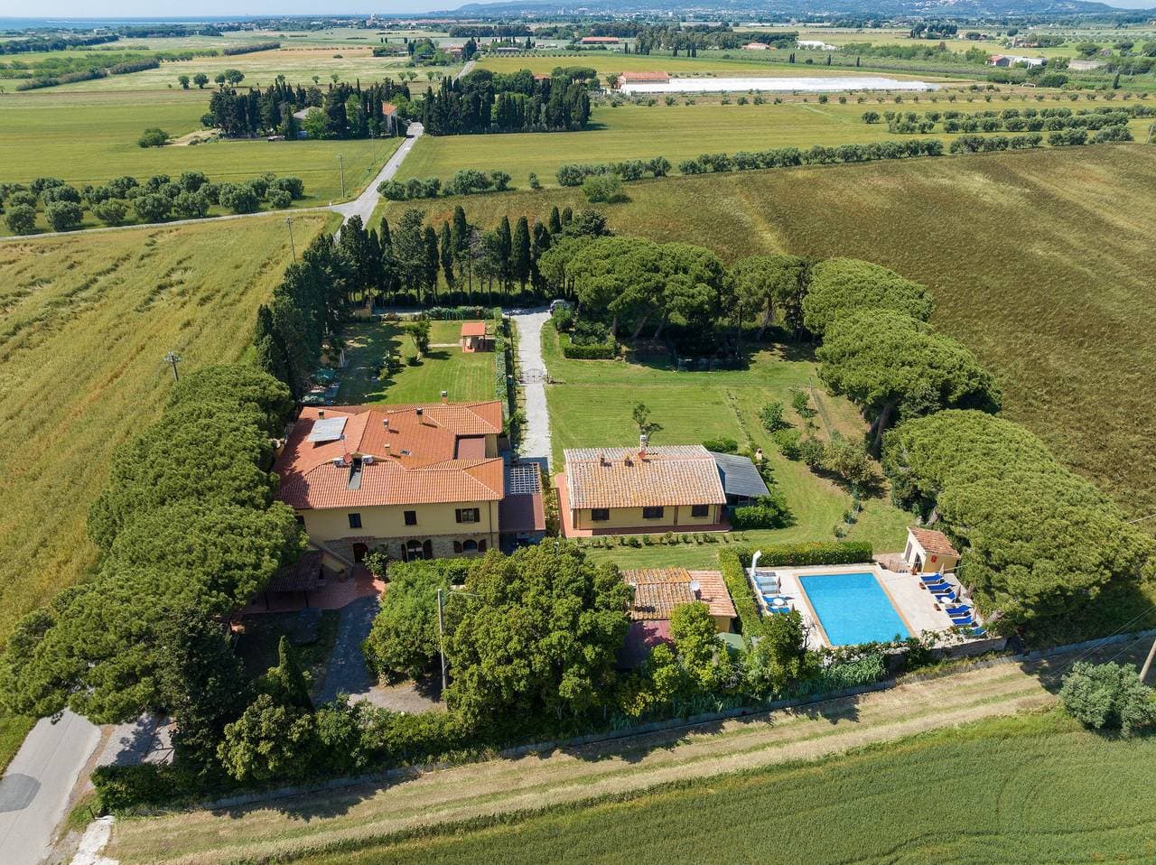 Foto 2 von 33: Monolocale 'Podere Nuti – L'Eccezione' mit exklusiver Dachterrasse, Pool & Gemeinschaftsgarten