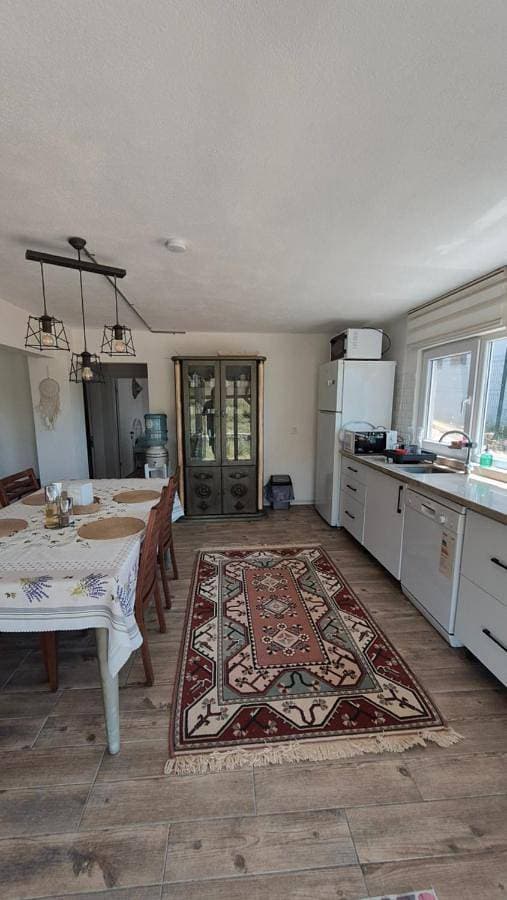 Foto 5 von 23: Two-Bedroom House
