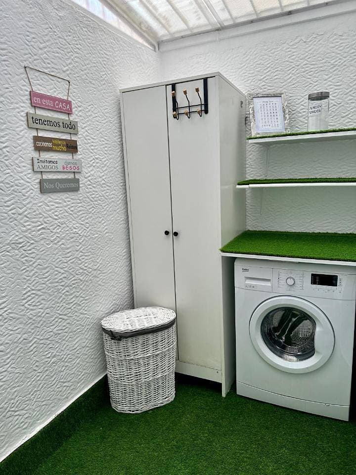 Foto 10 von 44: Two-Bedroom Apartment