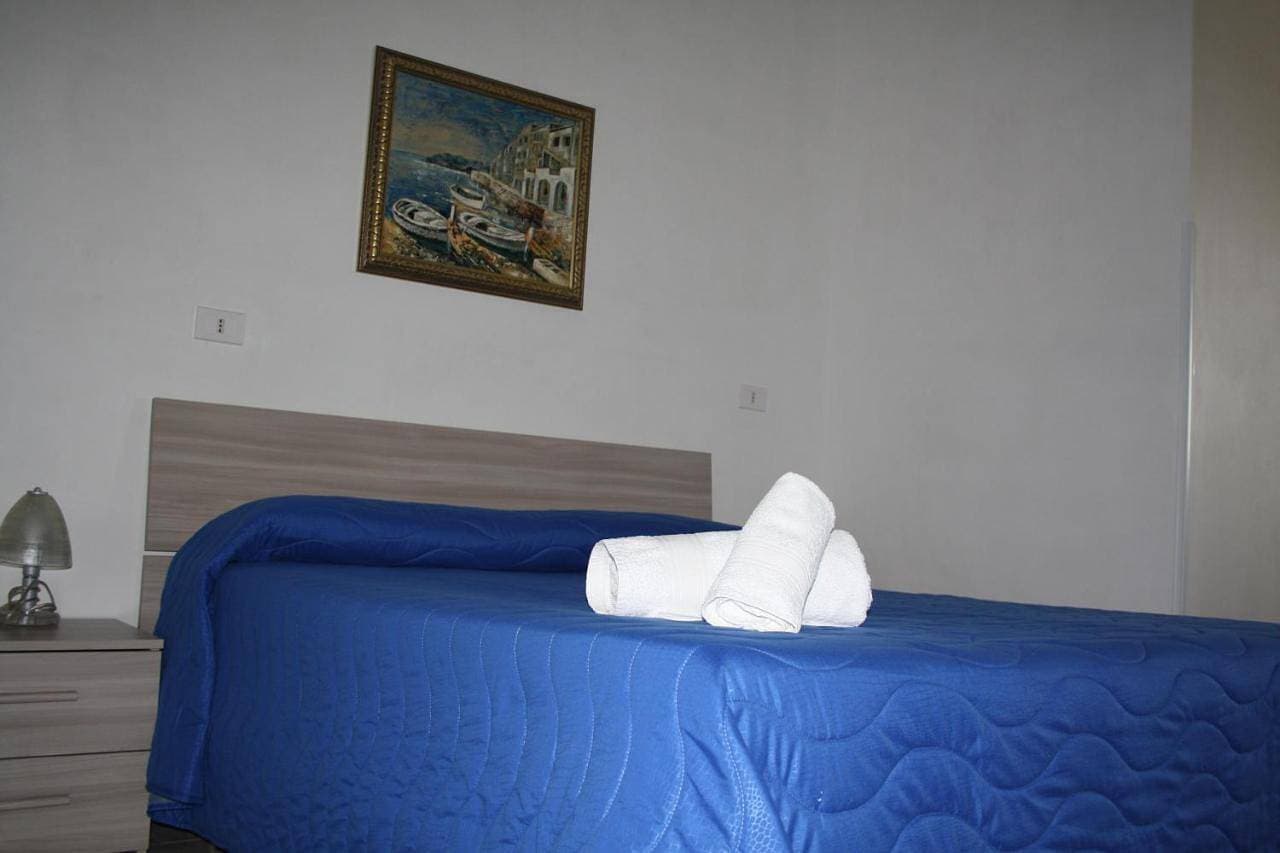 Foto 8 von 12: Double Room with Private Bathroom