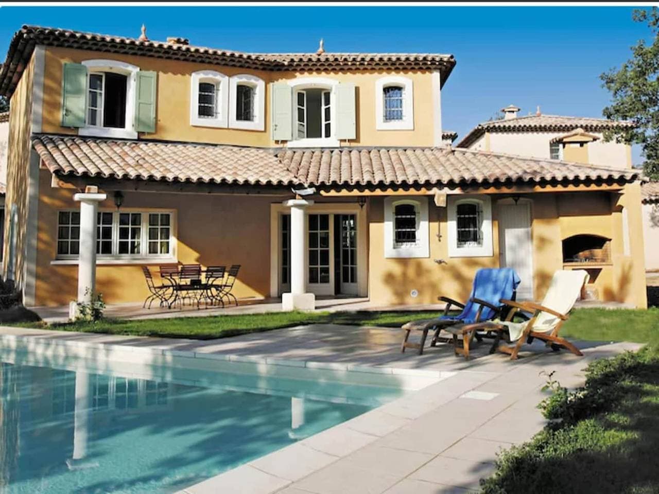 Provenzalisches Fayence-Haus für 4 Personen 1