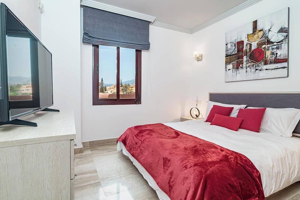 Foto 8 von 30: Luxury and spacious 3-bed Penthouse apartment in fabulous Gualdalmansa