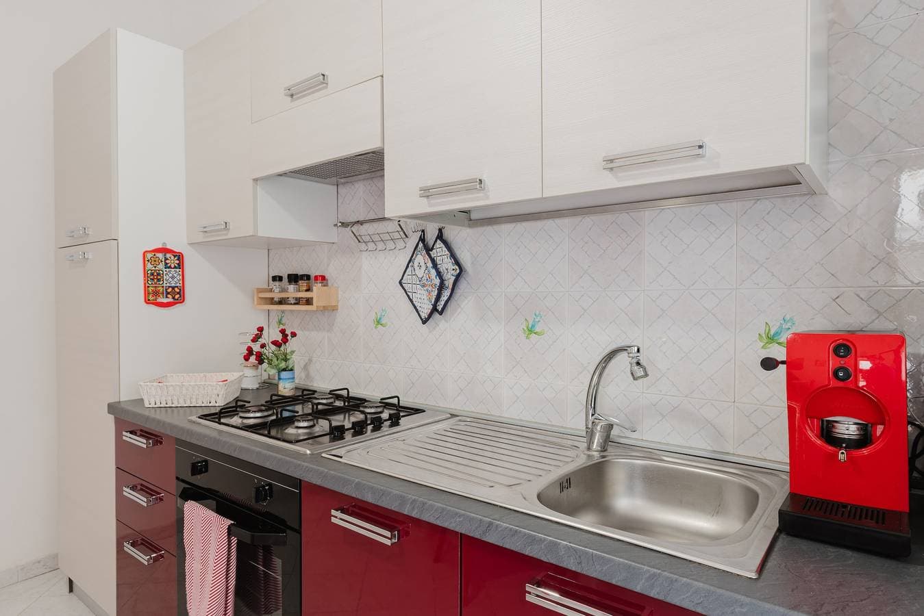 Foto 7 von 21: Ferienwohnung 'Marilù' mit privater Terrasse und Wi-Fi