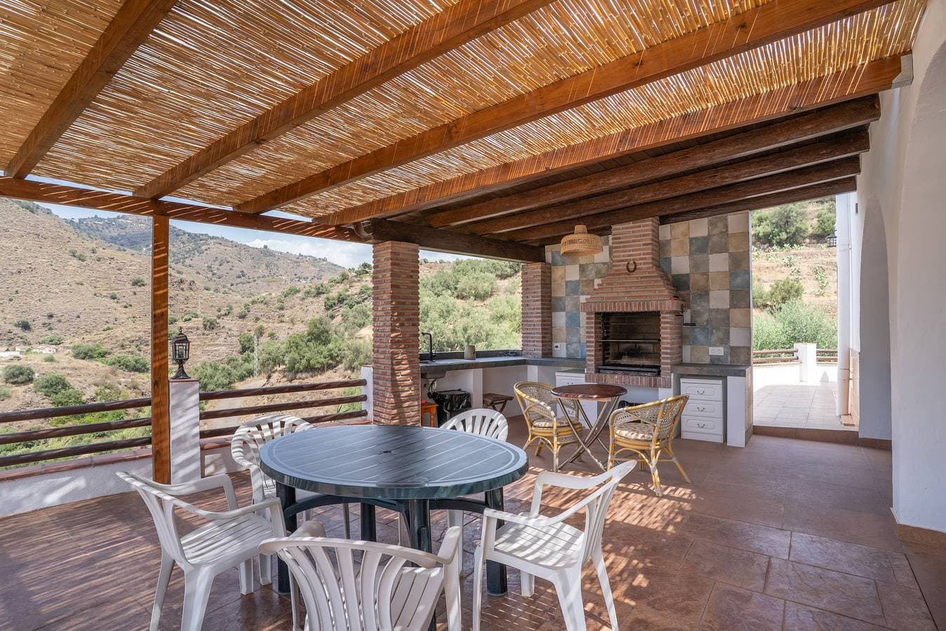 Foto 3 von 37: Villa Encarnita: WLAN, Klimaanlage und privater Pool