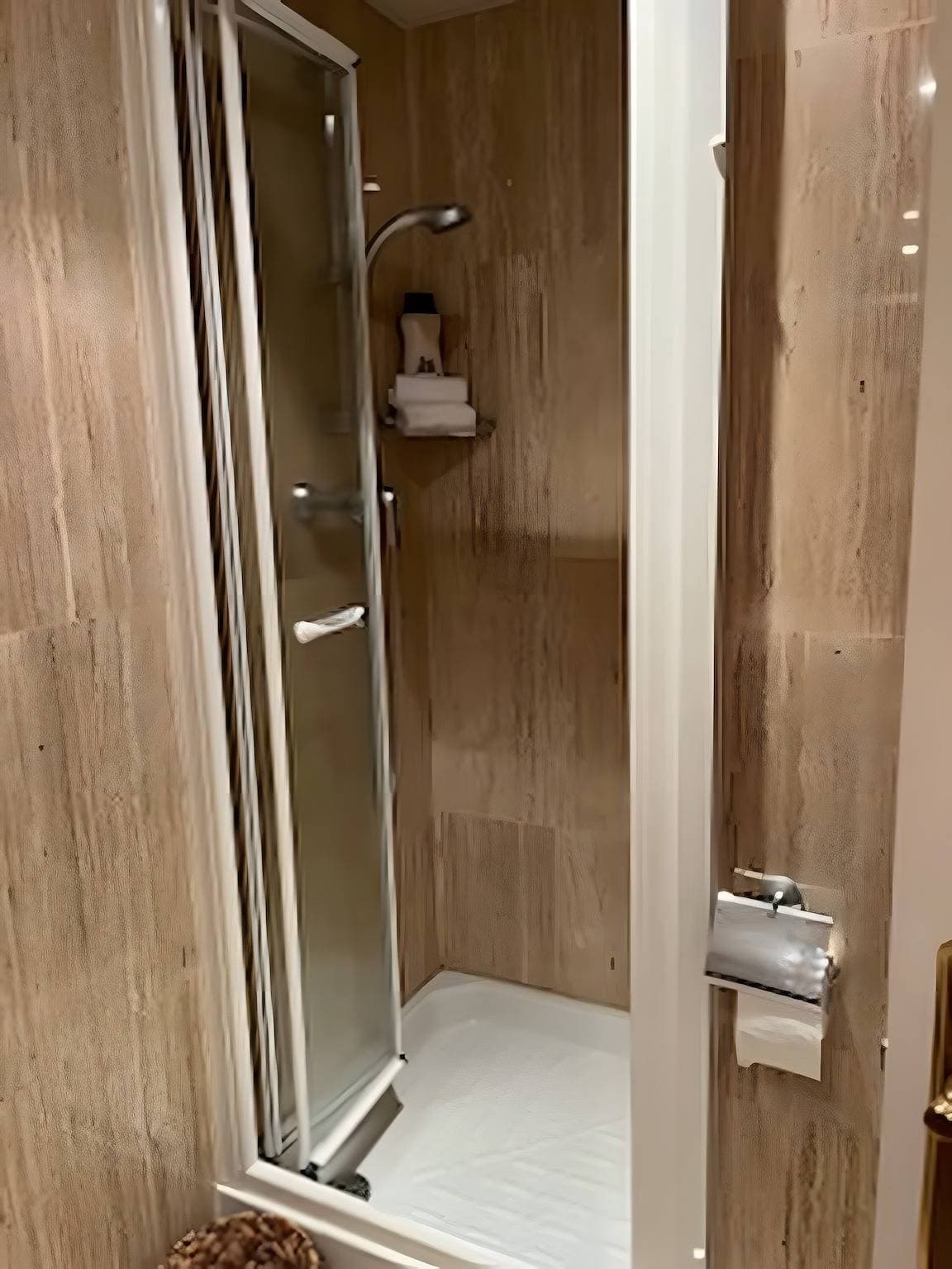 Foto 13 von 17: Ferienwohnung 'Elviria Gardens' mit Gemeinschaftspool, Wi-Fi und Klimaanlage