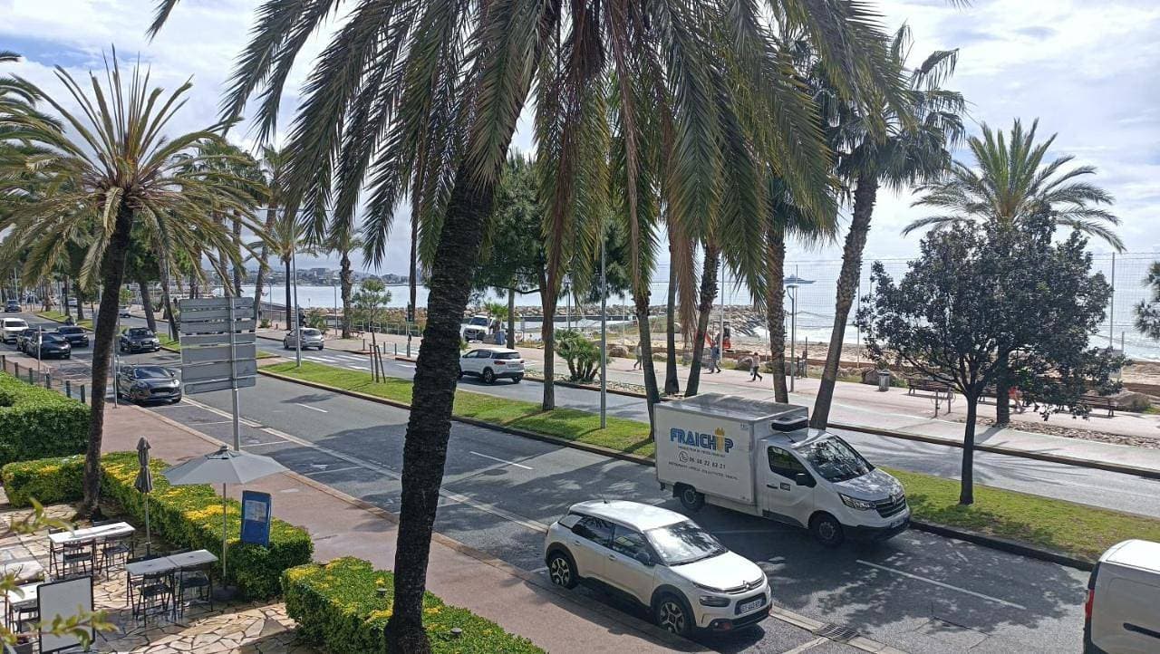 Foto 10 von 35: Apartment with Sea View