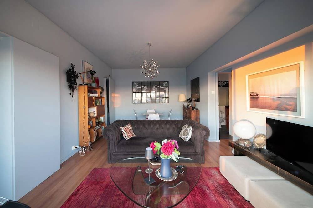 Foto 11 von 26: Lisbon river view design penthouse