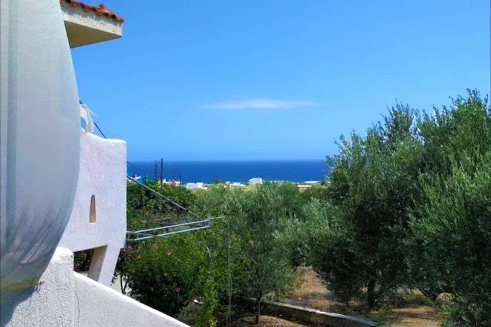 Foto 9 von 13: Das Blue Moon Apartment \"Iris Blu\", Meerblick, 500 Meter vom Strand entfernt
