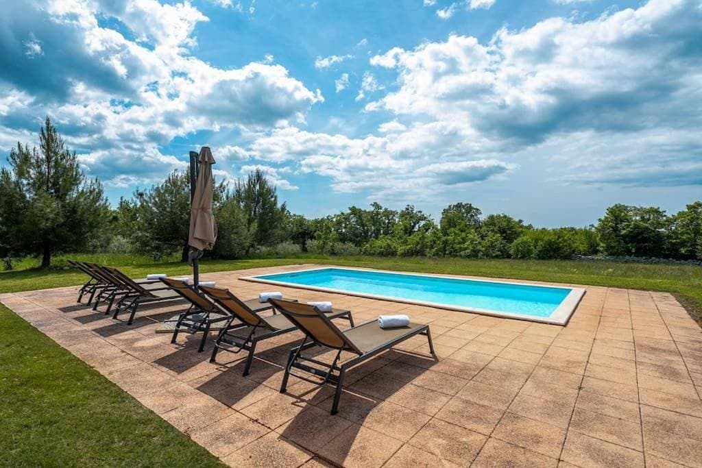 Foto 5 von 5: Three-Bedroom Villa