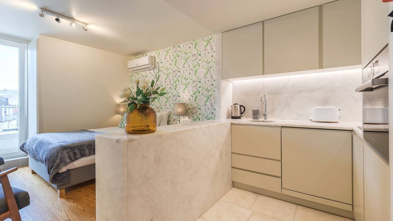 Foto 2 von 30: Ferienwohnung für 2 Personen mit Balkon