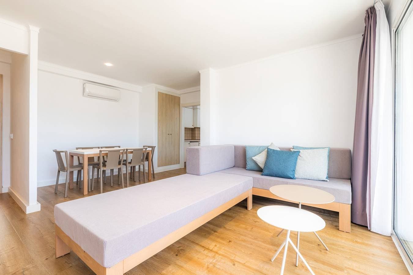 Foto 3 von 25: Ferienwohnung 'Apartament Massanet 2b' mit Balkon, WLAN und Klimaanlage