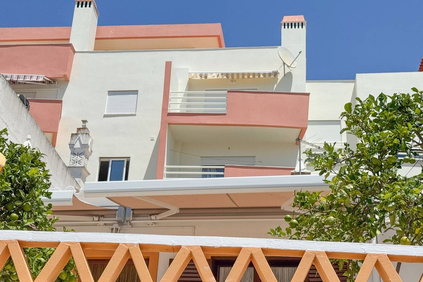 Foto 3 von 32: Ferienwohnung für 4 Personen mit Balkon