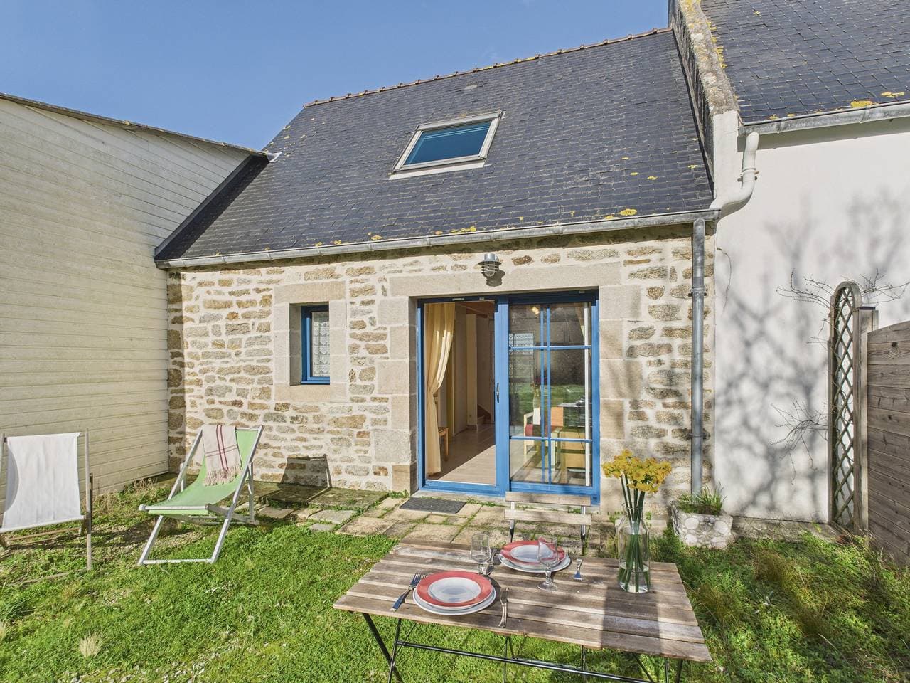 Kleines Ferienhaus für 2 mit Garten nahe Strand 1