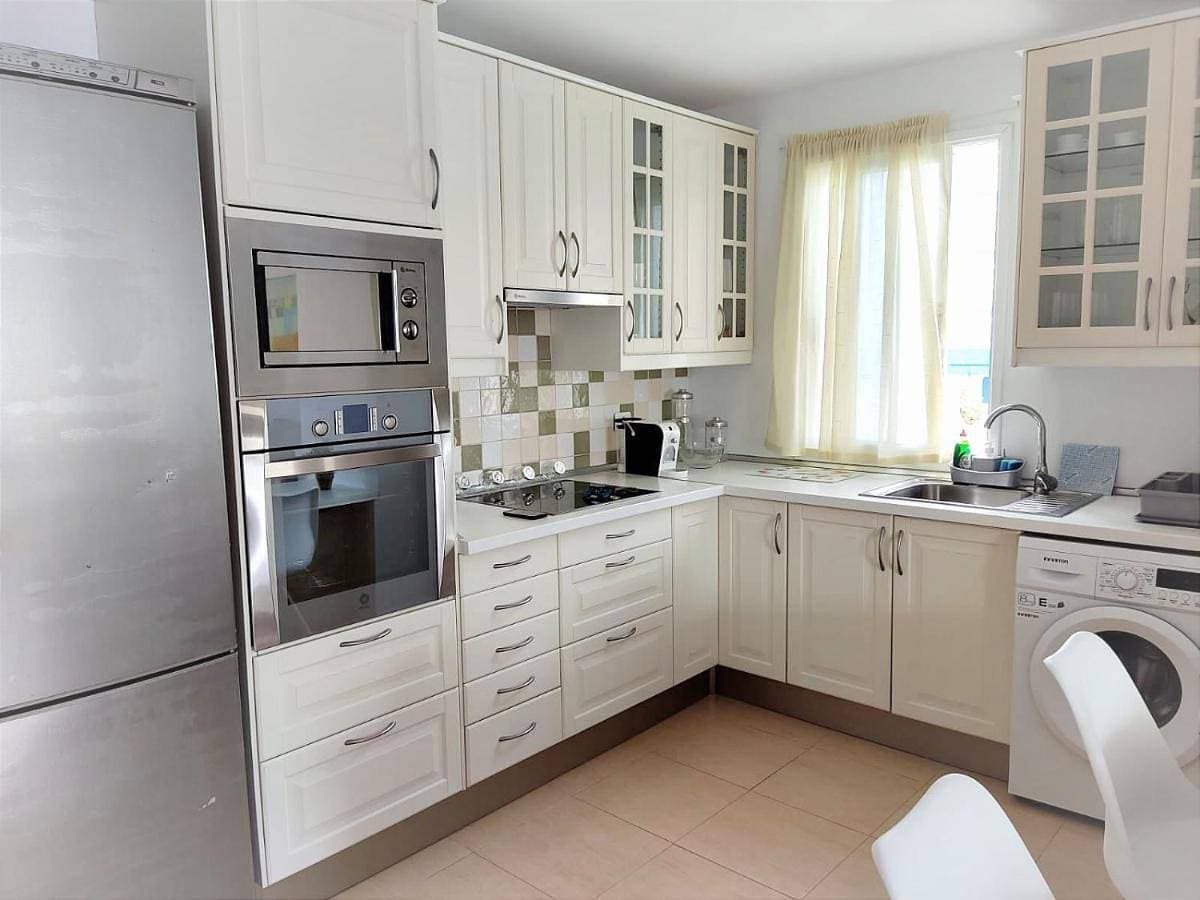 Foto 5 von 23: Two-Bedroom Apartment