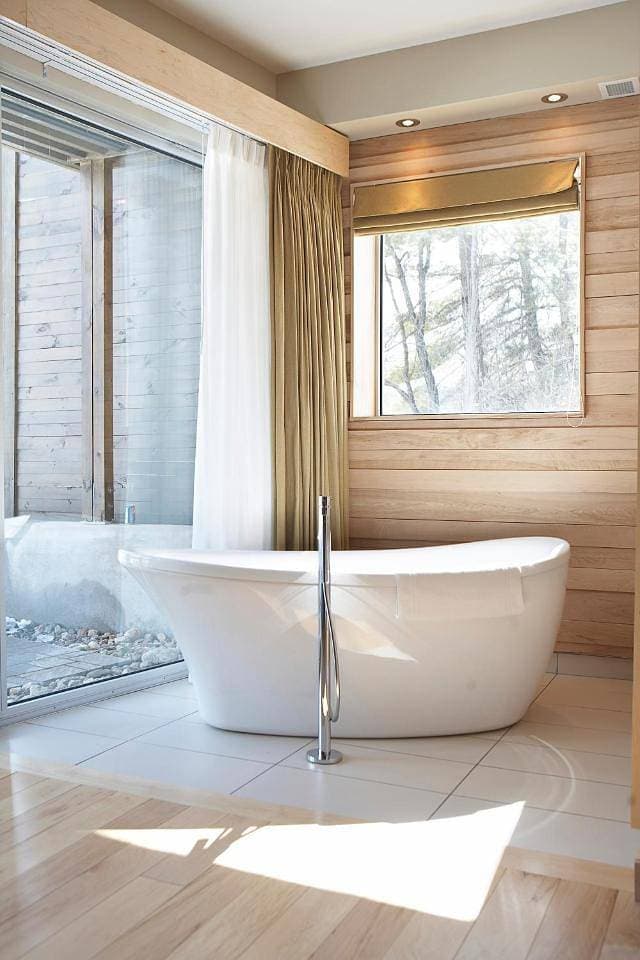 Foto 11 von 12: Superior Room with One King Bed –Eco River Lodge