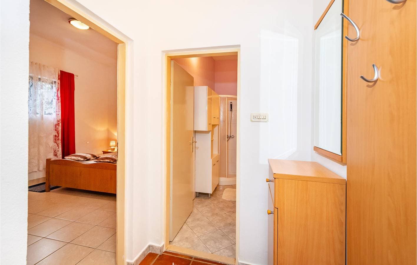 Foto 9 von 21: Charmante Wohnung mit Terrasse und Parkplatz, 400 m von der Küste entfernt