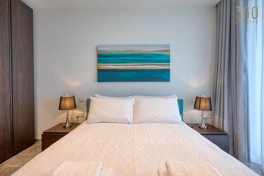 Foto 7 von 30: The Official Mercury Suites - 22nd Floor w/Pool
