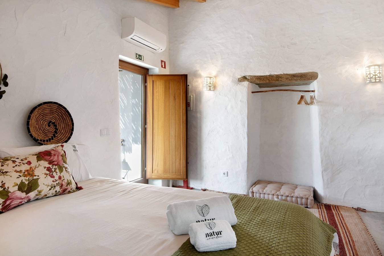 Foto 6 von 31: Amêndoa Amarga Zimmer mit Bergblick, WLAN und Klimaanlage