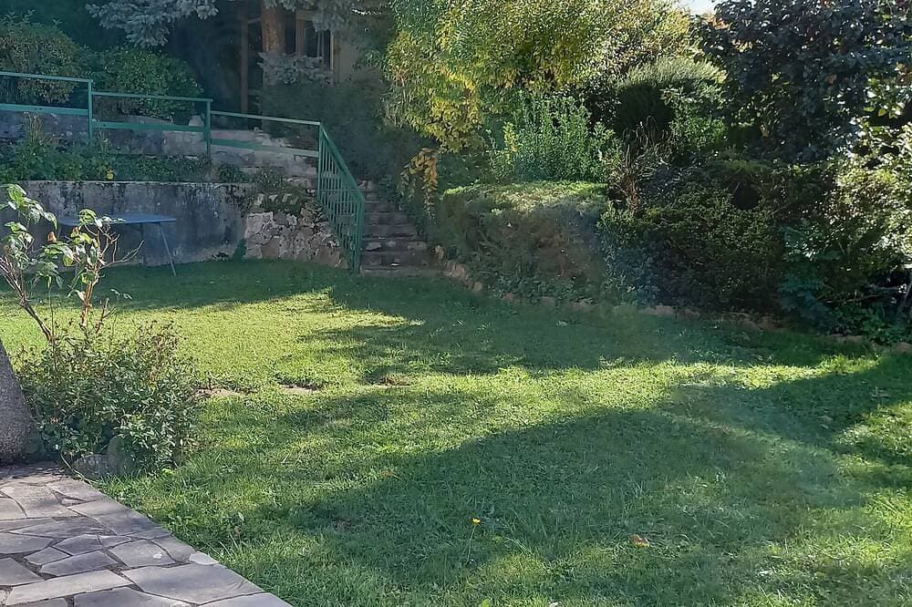 Foto 9 von 24: Terrace, Garden, Apartment 80m², mountain view, wifi, office