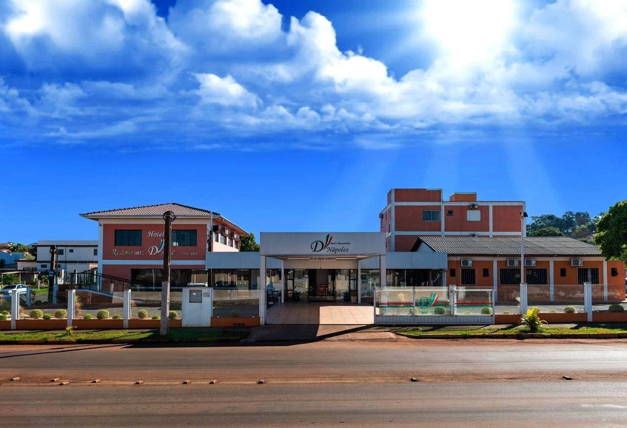 Hotel D'Nápoles 1