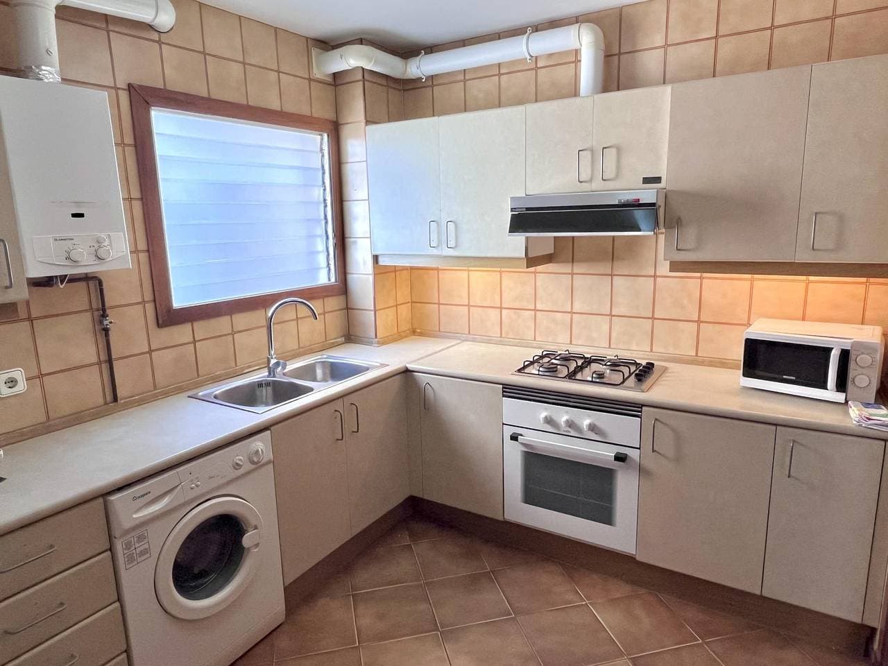 Foto 9 von 34: Großzügige Ferienwohnung direkt am Meer mit traumhaftem Ausblick