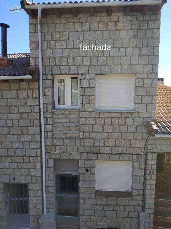 Foto 8 von 15: Two-Bedroom Apartment