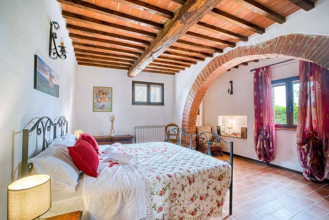 Foto 2 von 26: Ferienwohnung für 4 Personen mit Pool