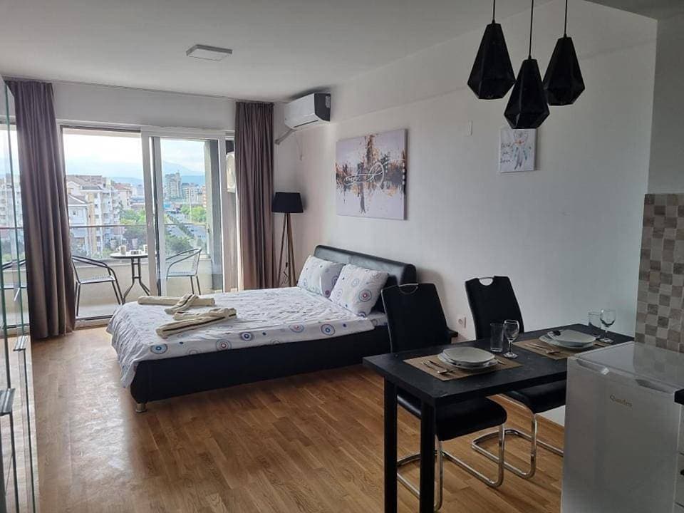 Porta Bus Station Apartment 1