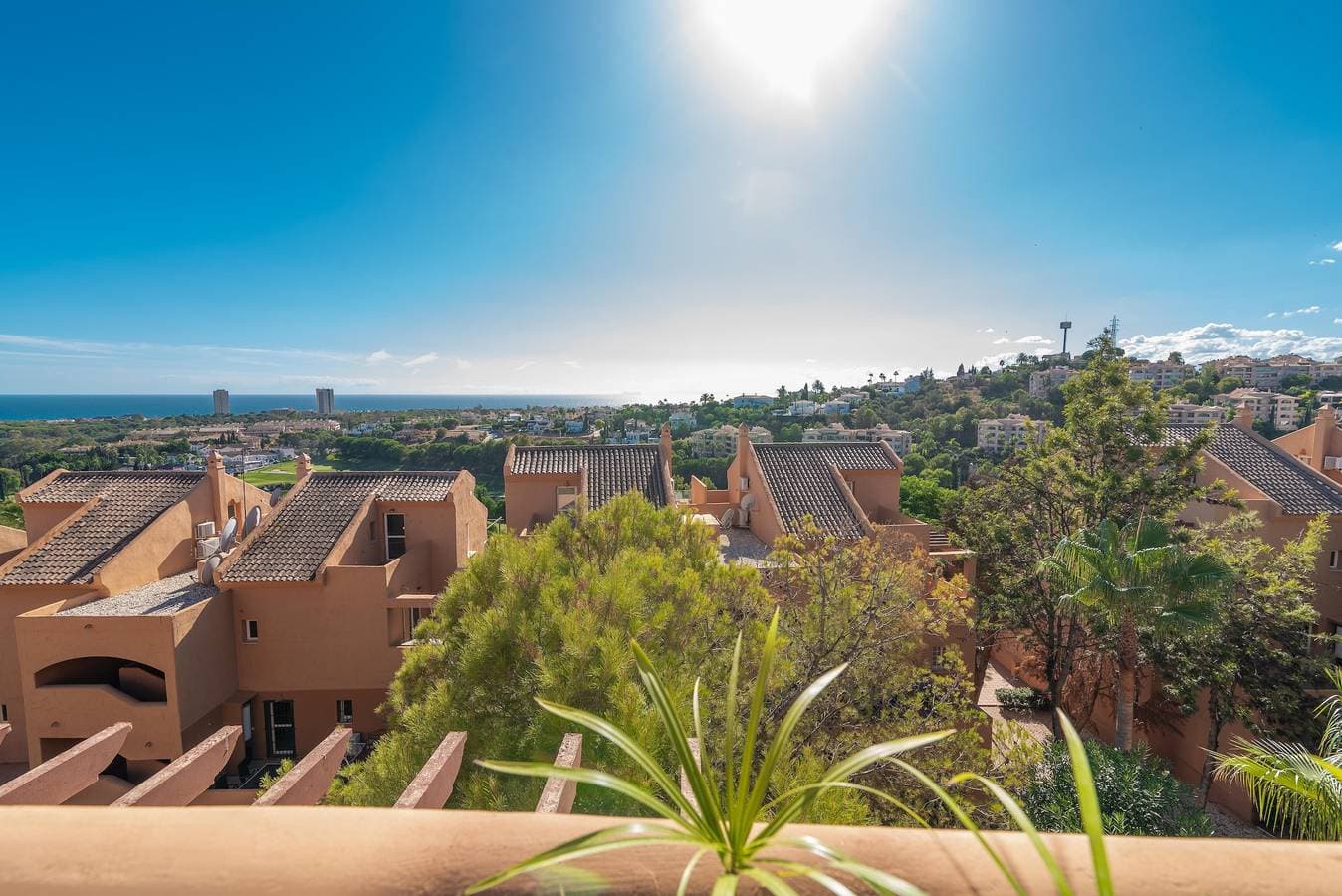 Foto 6 von 28: 'Marbella Penthouse Apartment' mit Meerblick, Pool, WLAN, Garten & Terrasse