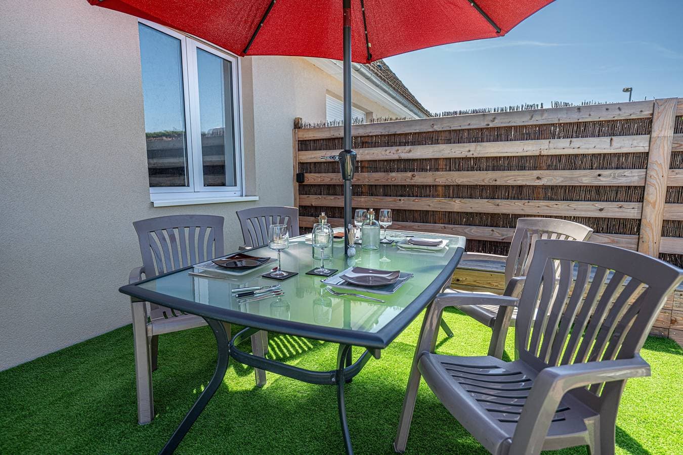 Foto 11 von 14: Ferienhaus für 6 Personen mit Terrasse