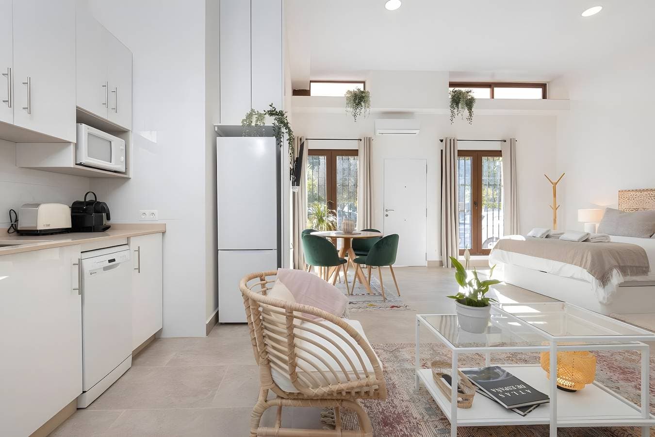 Foto 5 von 30: Einzimmerapartment 'Oasis Del Candado' mit Wi-Fi und Klimaanlage