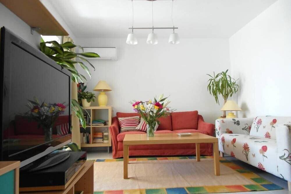 Air Conditioning, Free WIFI, Ne Tflix, Only 2 Minutes Beach 1