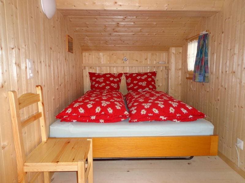 Foto 9 von 12: Ferienwohnung Gün Derungs, Safien-Platz - 3 Zimmer Ferienwohnung für max. 4 Pers.
