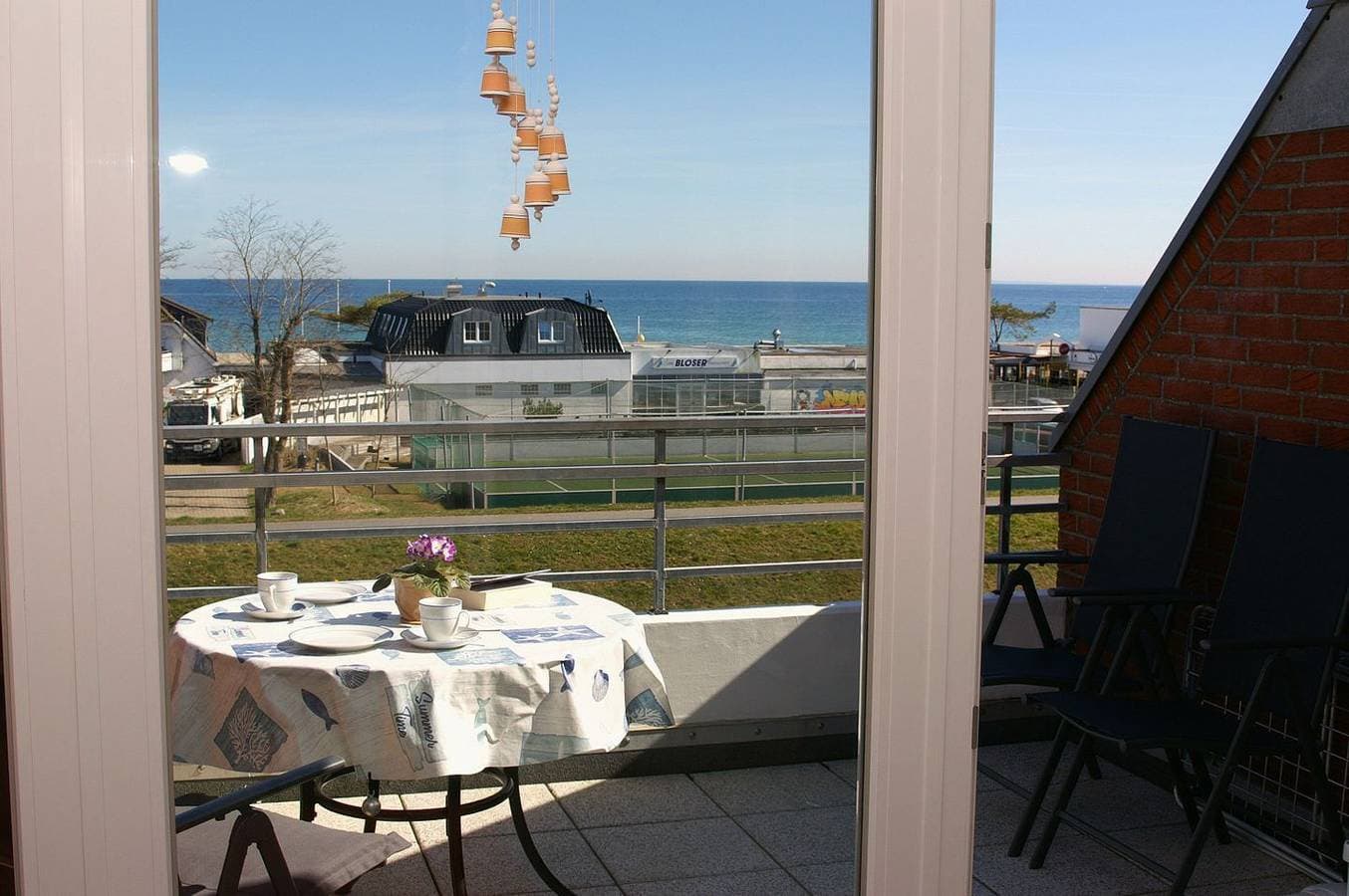 Traumhafter Blick auf die Ostsee... direkt hinterm Deich! 1