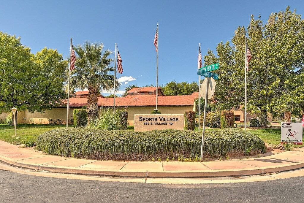 Cozy Cactus Condo, Mountain View Patio, Pools, Hot Tubs, Gym, Pickleball, Resort 1