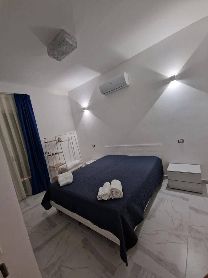 Foto 5 von 16: King Room with Balcony