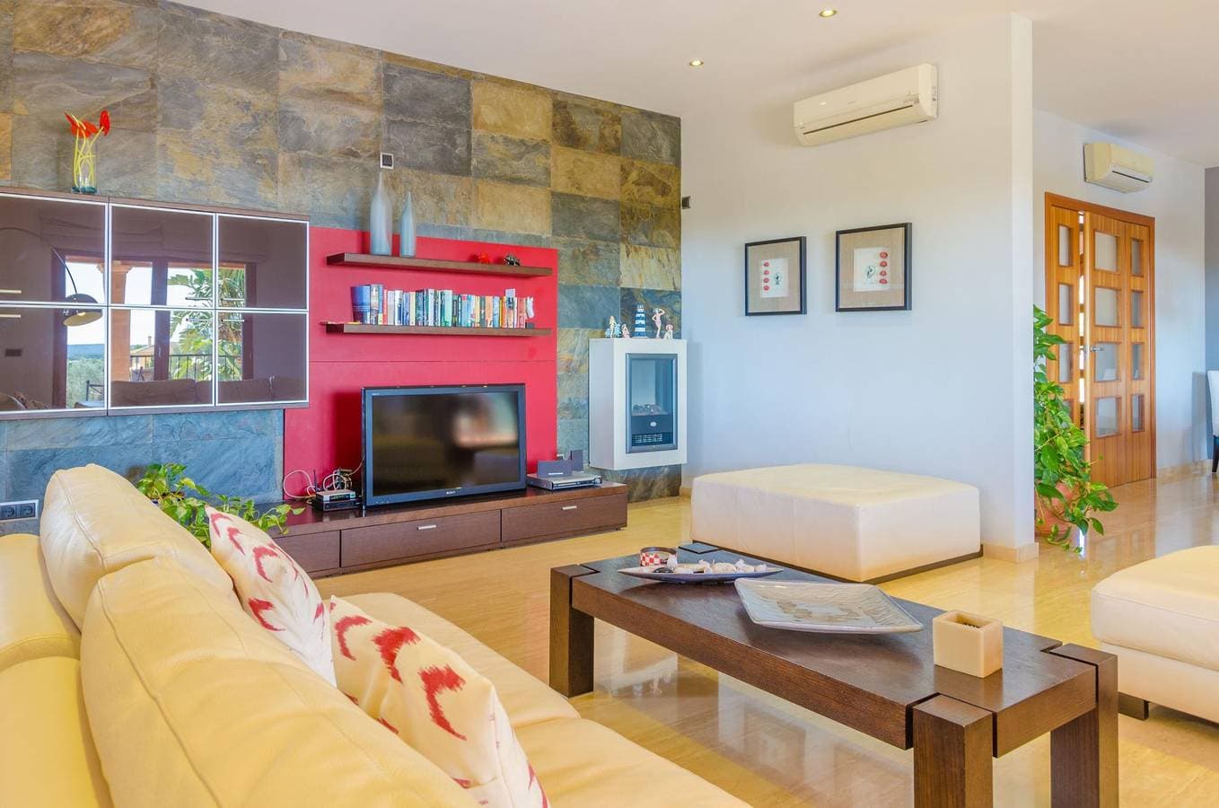 Foto 10 von 58: Can Bou – Villa mit Privatpool am Stadtrand von Ses Salines und nur 4 km vom Strand entfernt. WiFi gratis.