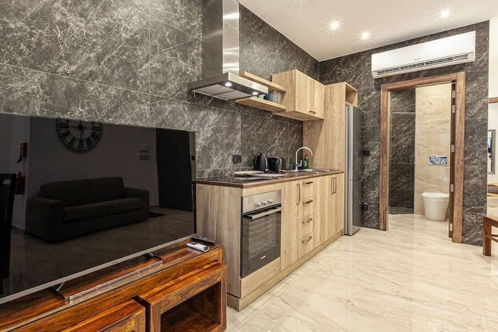 Brand new spacious apartment in sunny St Julians 1
