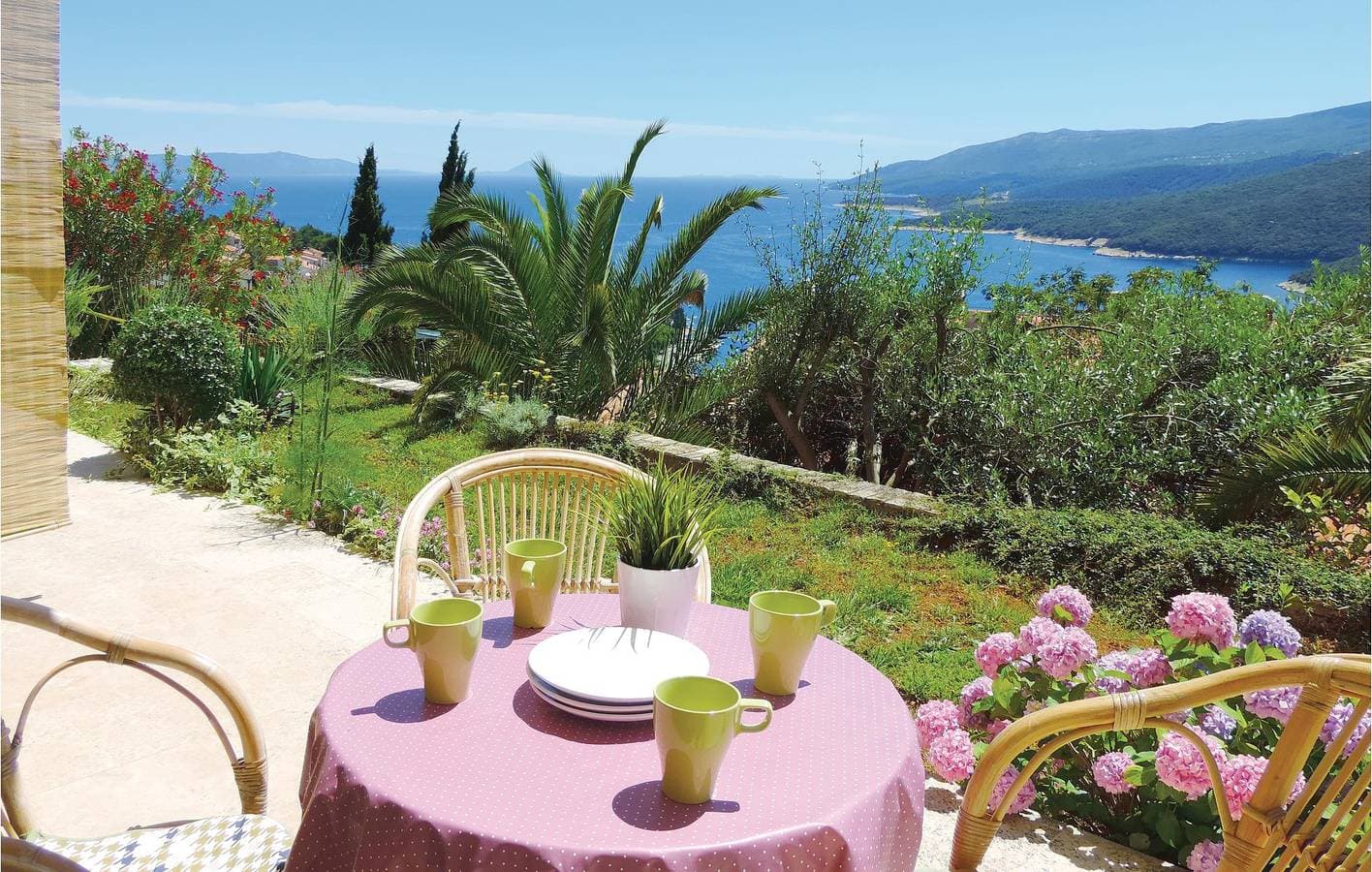 Foto 3 von 21: Apartment am Meer mit Terrasse, WLAN und Parkplatz – 500 m vom Strand entfernt